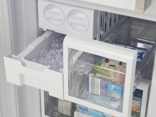 Контейнеры с контролем влажности в холодильниках Смег
