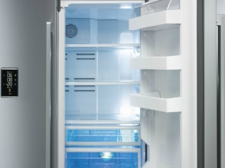 Внутреннее LED-освещение в холодильниках SMEG