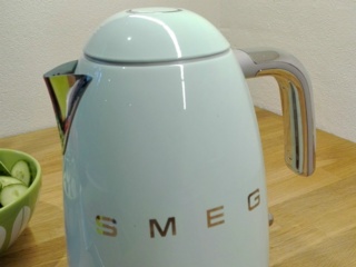 Блокировка включения без воды в чайниках SMEG